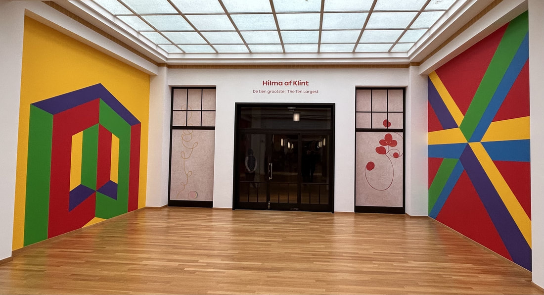 Entrance to the Hilma af Klint & Piet Mondrian - Forms of Life exhibition (Kunstmuseum, The Hague, NL)